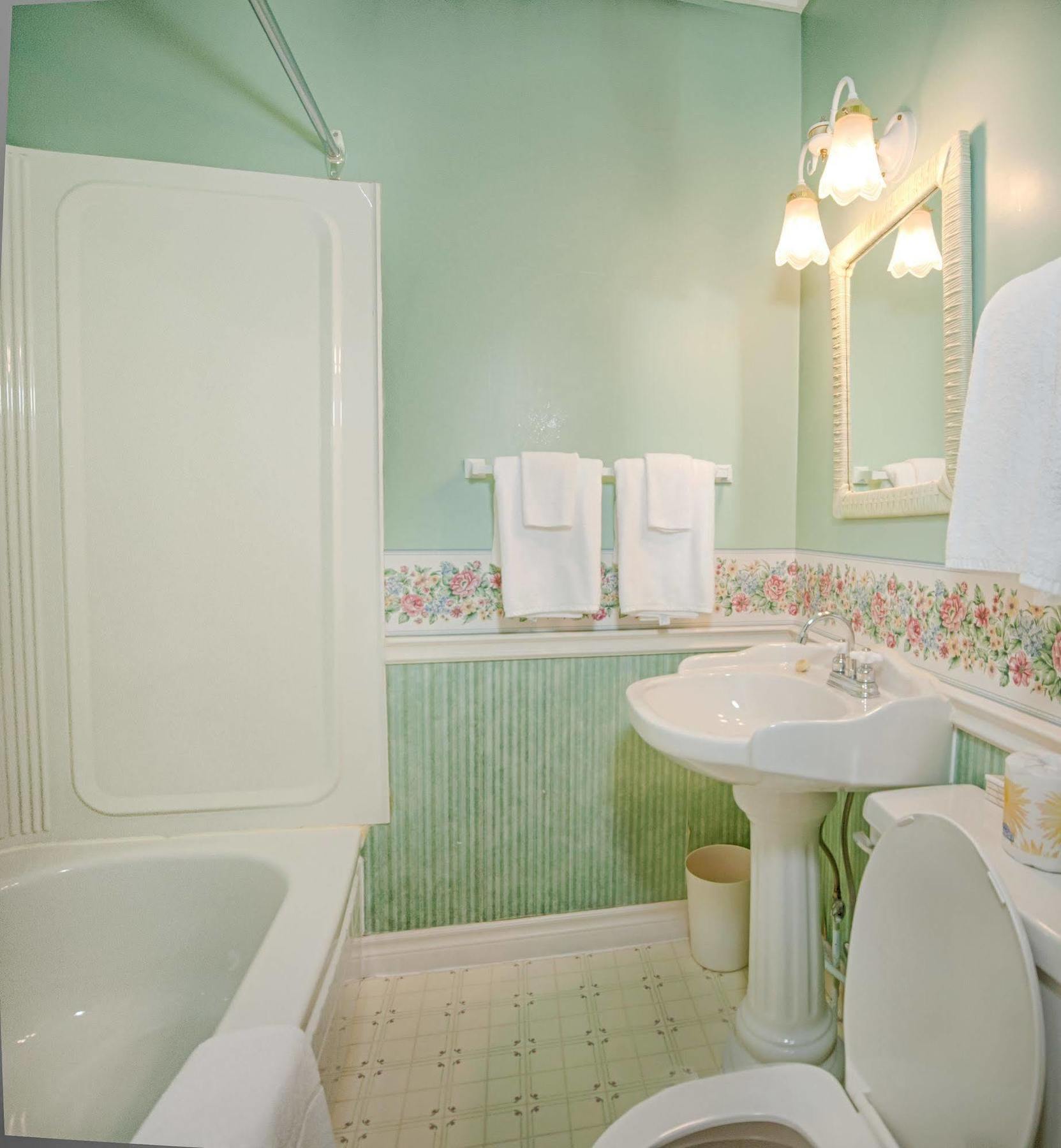 Telegraph House Motel Baddeck Inlet 외부 사진